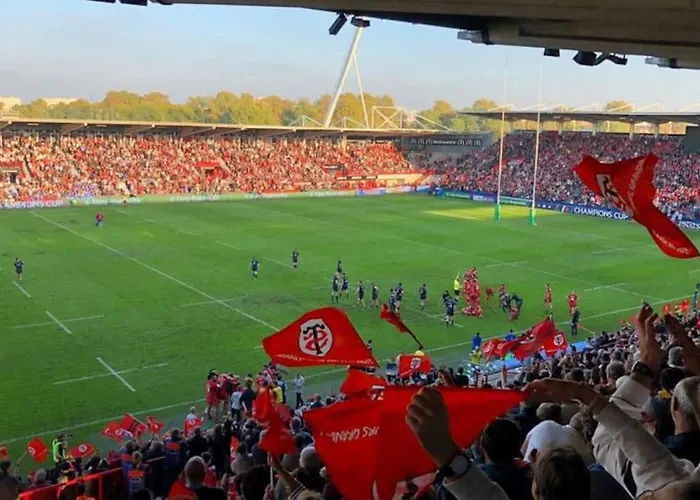 *grand T3*lumineux*vue*parking* トゥールーズ